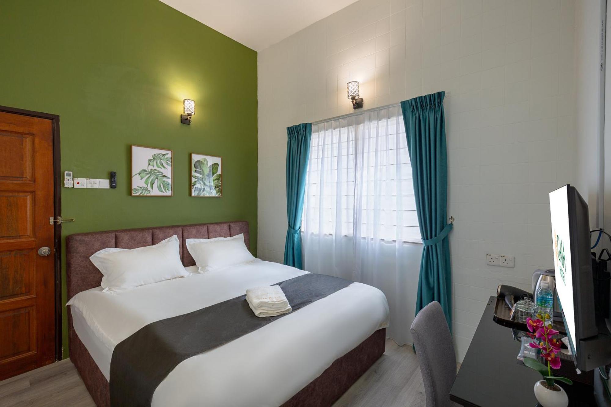 Gaia Hotel ทานจุงบุงาห์ ภายนอก รูปภาพ
